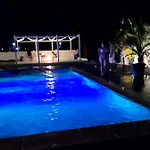 The Pervoli - Pool - Close To *