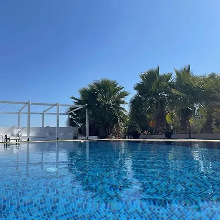 The Pervoli - Pool - Close To