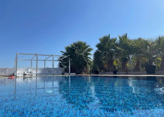 The Pervoli - Pool - Close To