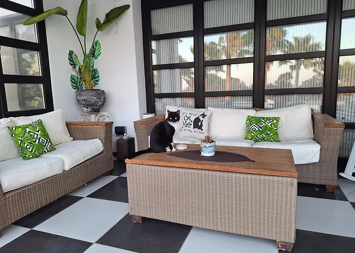 Apartmán The Pervoli - Pool - Close To